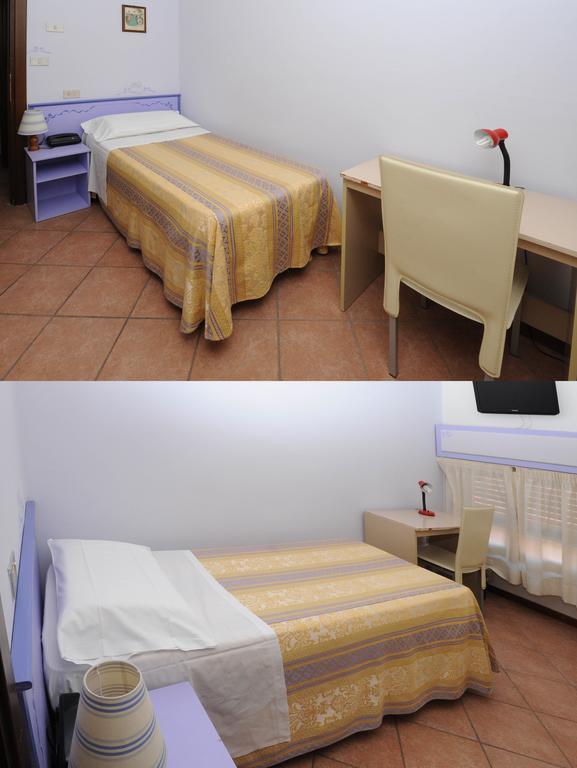Hotel Marina Montecatini Terme Rum bild